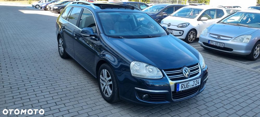 Volkswagen Golf - 18