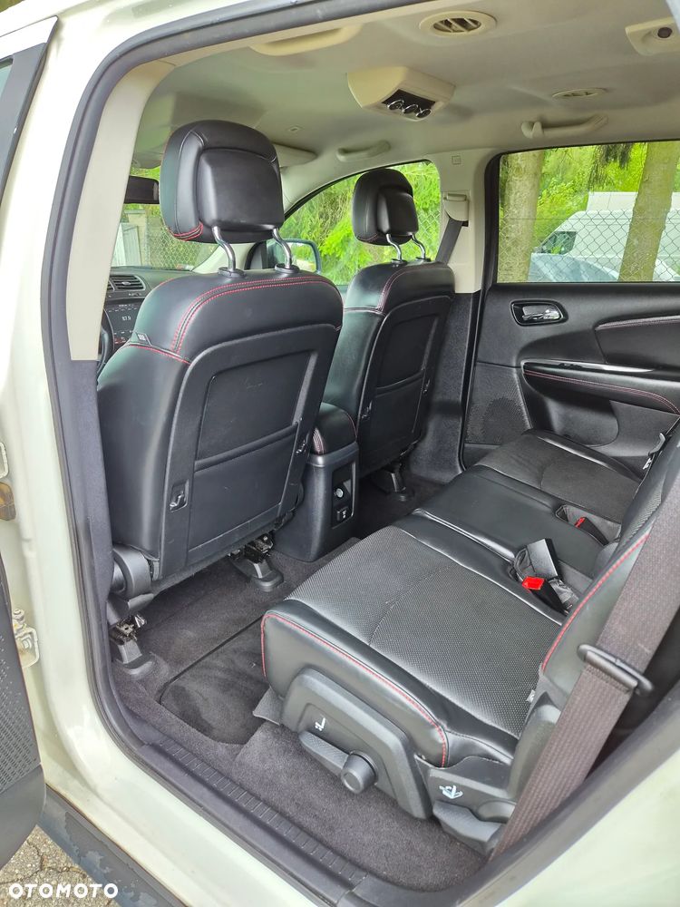 Dodge Journey - 16