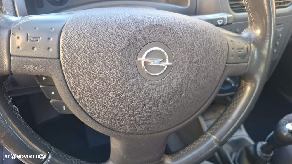 Opel Corsa 1.2 16V City - 15