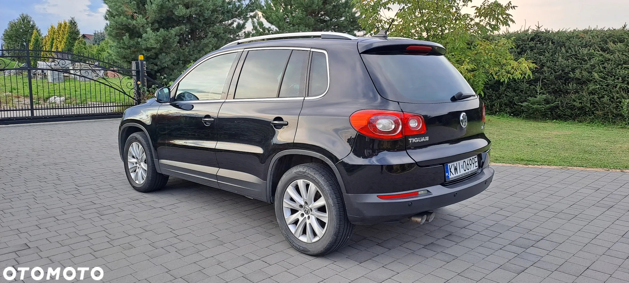 Volkswagen Tiguan - 4