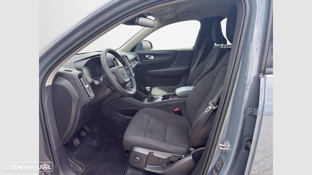 Volvo XC 40 1.5 T2 Essential - 10