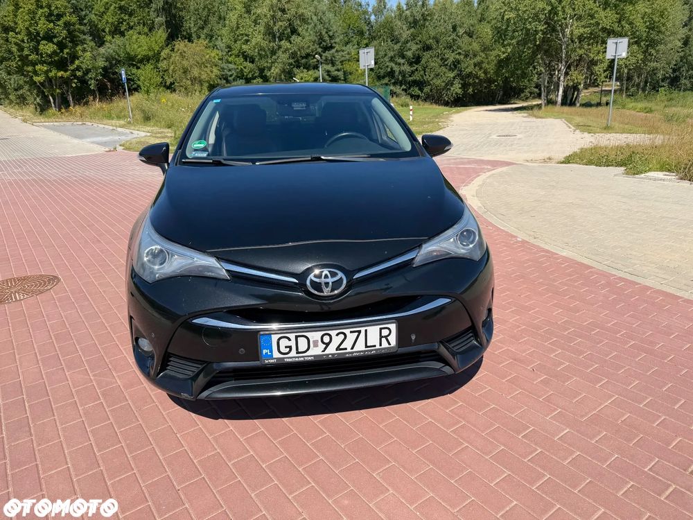 Toyota Avensis 2.0 D-4D Premium - 24