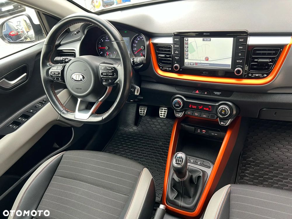 Kia Stonic 1.6 CRDi SCR L - 19