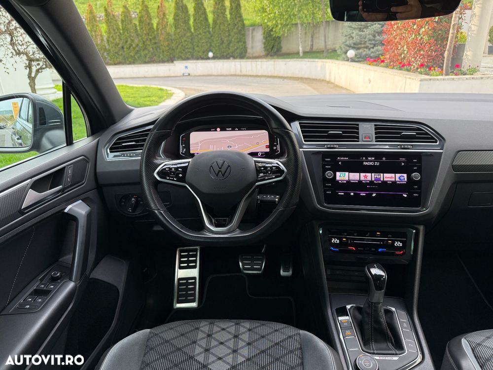 Volkswagen Tiguan 2.0 TDI SCR 4MOTION DSG R-Line - 28