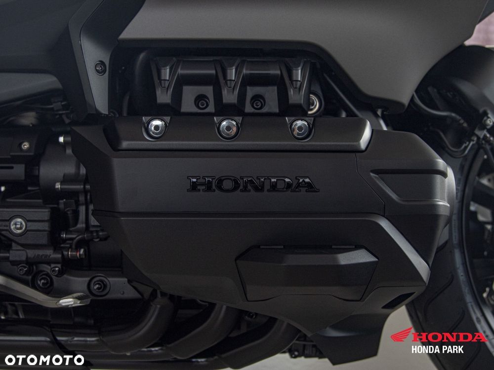 Honda GL - 12