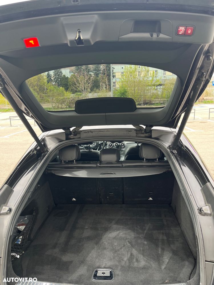 Mercedes-Benz GLC Coupe 250 d 4Matic 9G-TRONIC AMG Line - 11