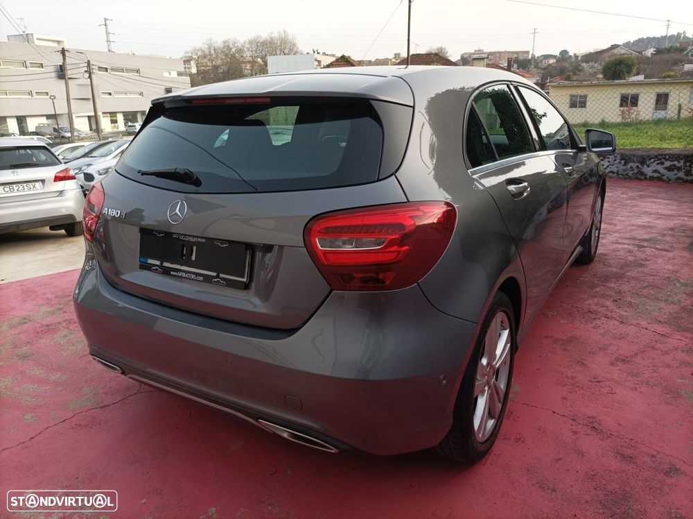 Mercedes-Benz A 180 d Urban - 4