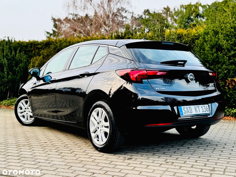 Opel Astra 1.4 Turbo Innovation - 23