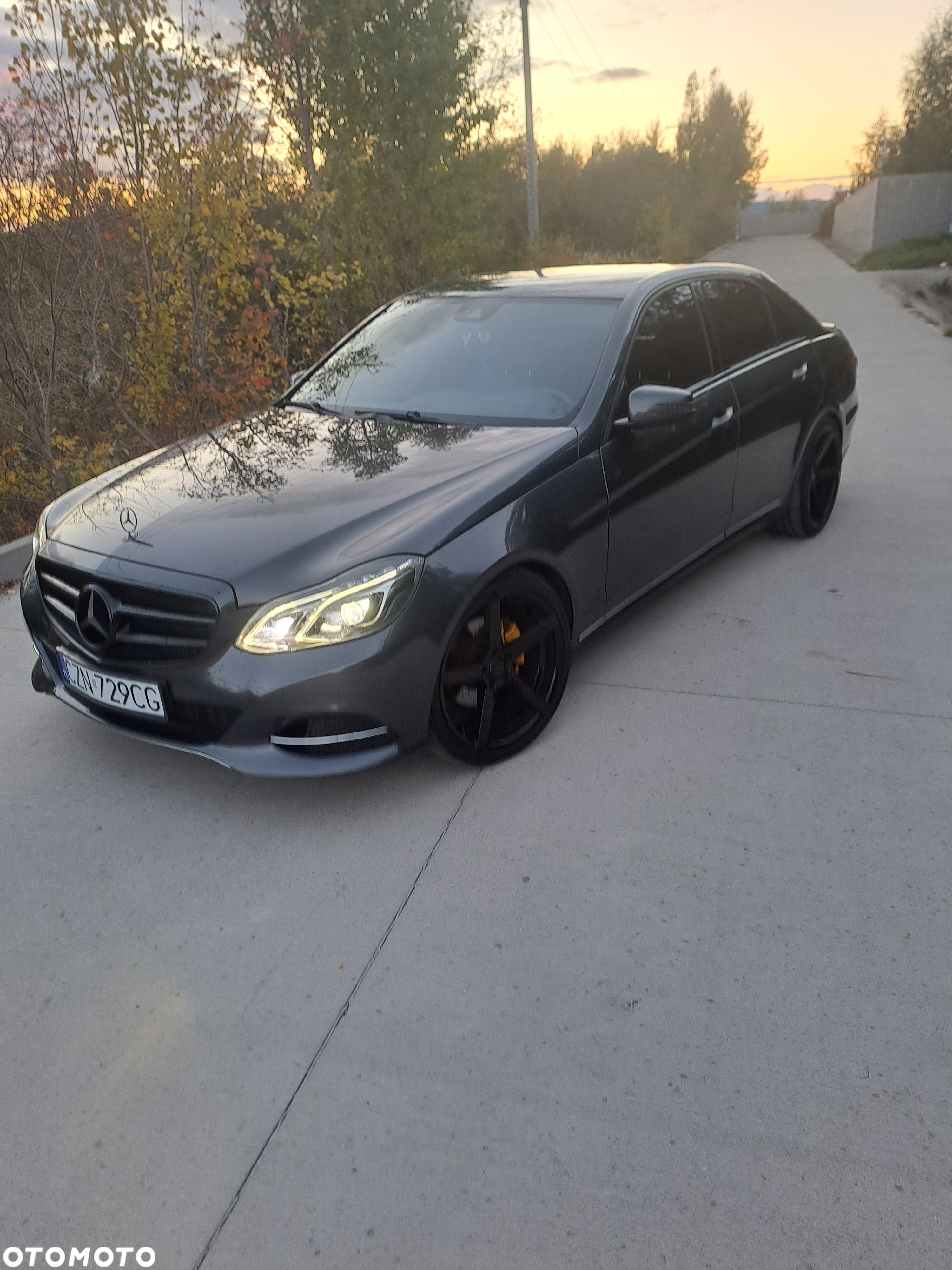 Mercedes-Benz Klasa E 220 T CDI DPF BlueEFFICIENCY 7G-TRONIC - 3