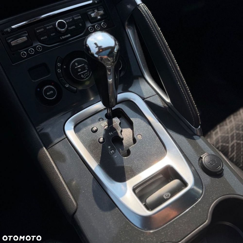 Peugeot 3008 - 24