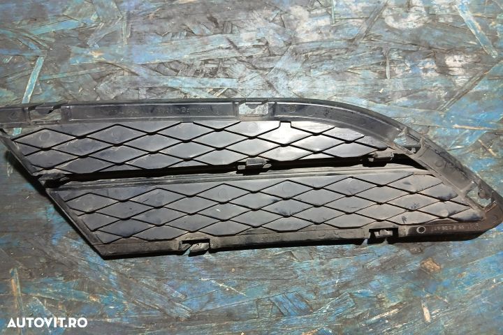 Grila bara fata stanga 7138417 1587711 7138417 1587711 BMW Seria 3 E9 - 3