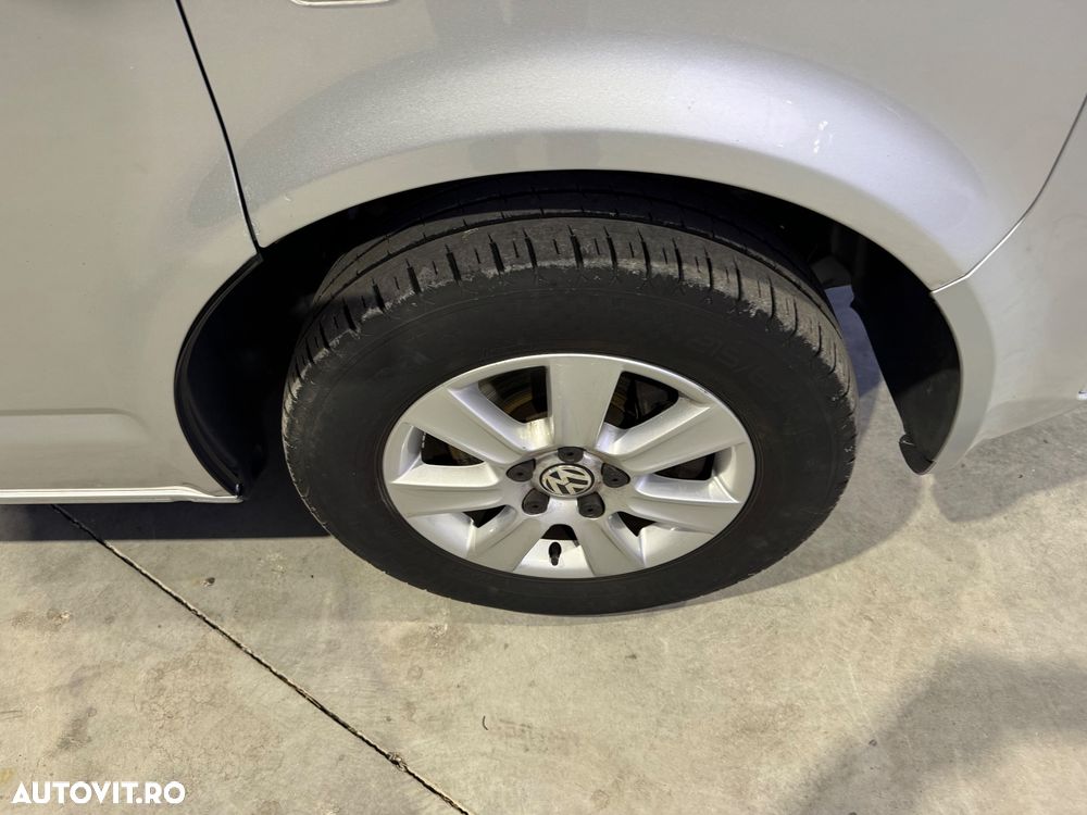 Volkswagen Multivan - 30