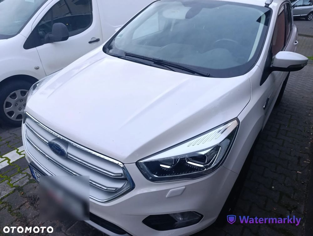 Ford Kuga - 4