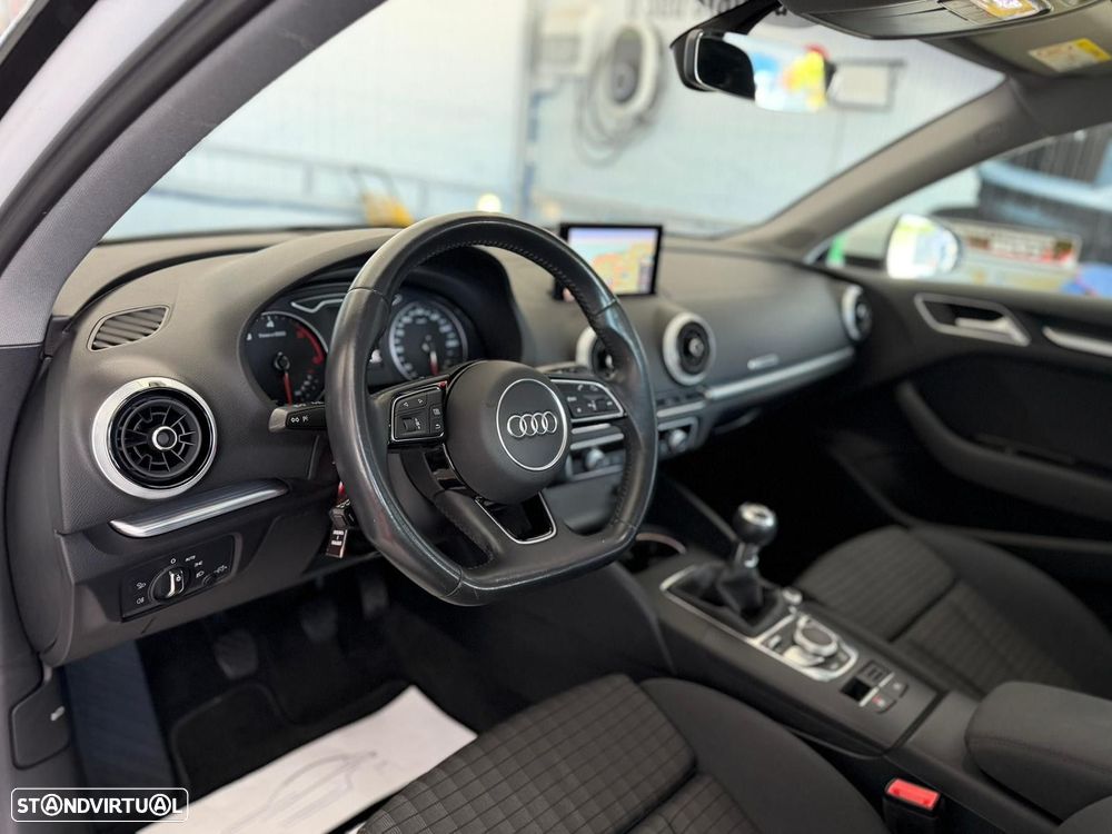 Audi A3 Sportback 1.6 TDI Sport - 23