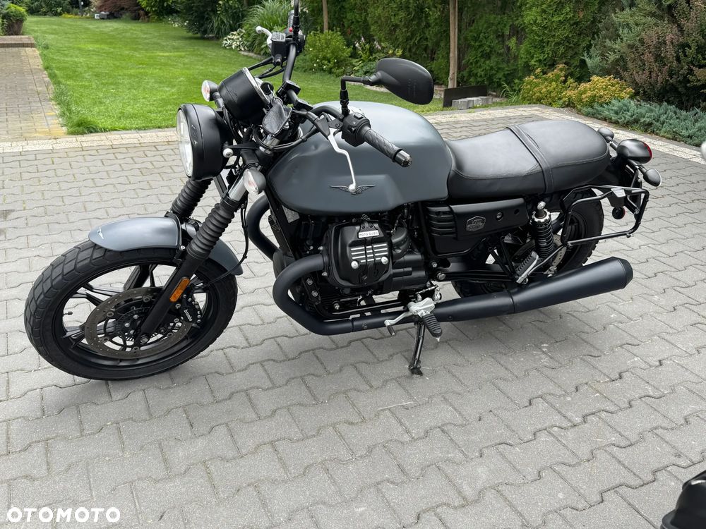 Moto Guzzi V7 - 9