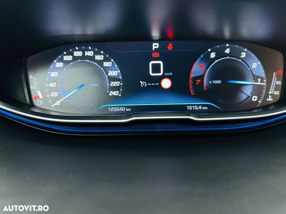 Peugeot 3008 PureTech 130 Stop & Start EAT6 Allure - 30