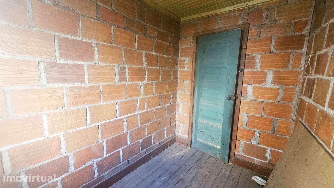 Moradia para Restaurar T2 Venda em Boa Aldeia, Farminhão e Torredeita, - Grande imagem: 4/12