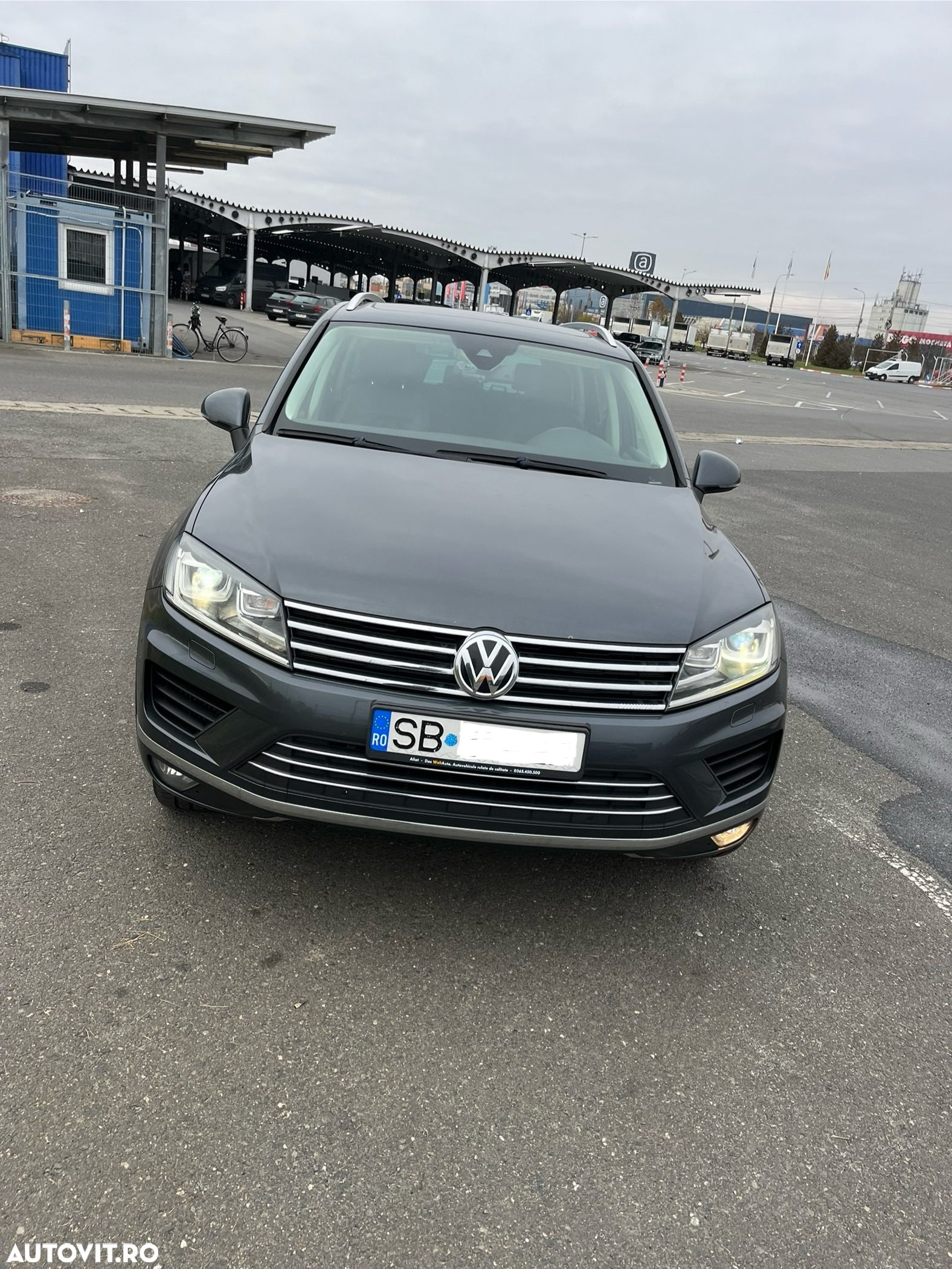 Volkswagen Touareg 3.0 V6 TDI BMT - 3