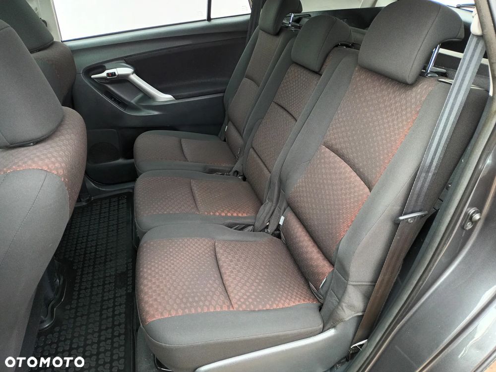 Toyota Verso 1.8 5-Sitzer Executive - 22