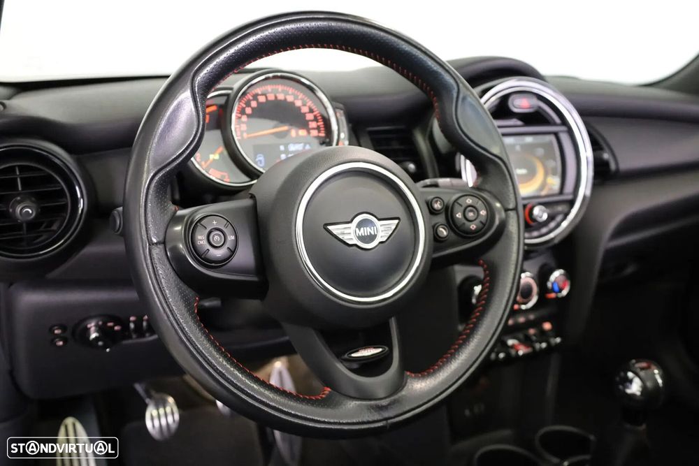 MINI Cabrio One Sport Edition - 24