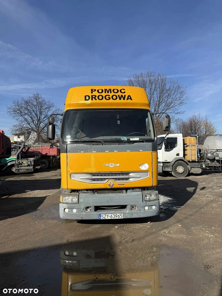 Renault Premium - 1