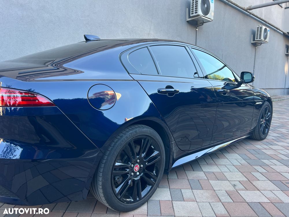 Jaguar XE P250 RWD R-Dynamic S - 8
