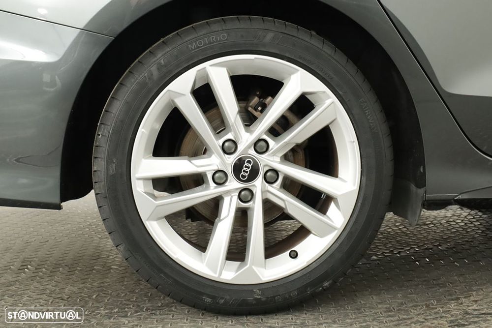 Audi A3 Limousine 30 TFSI S line - 5