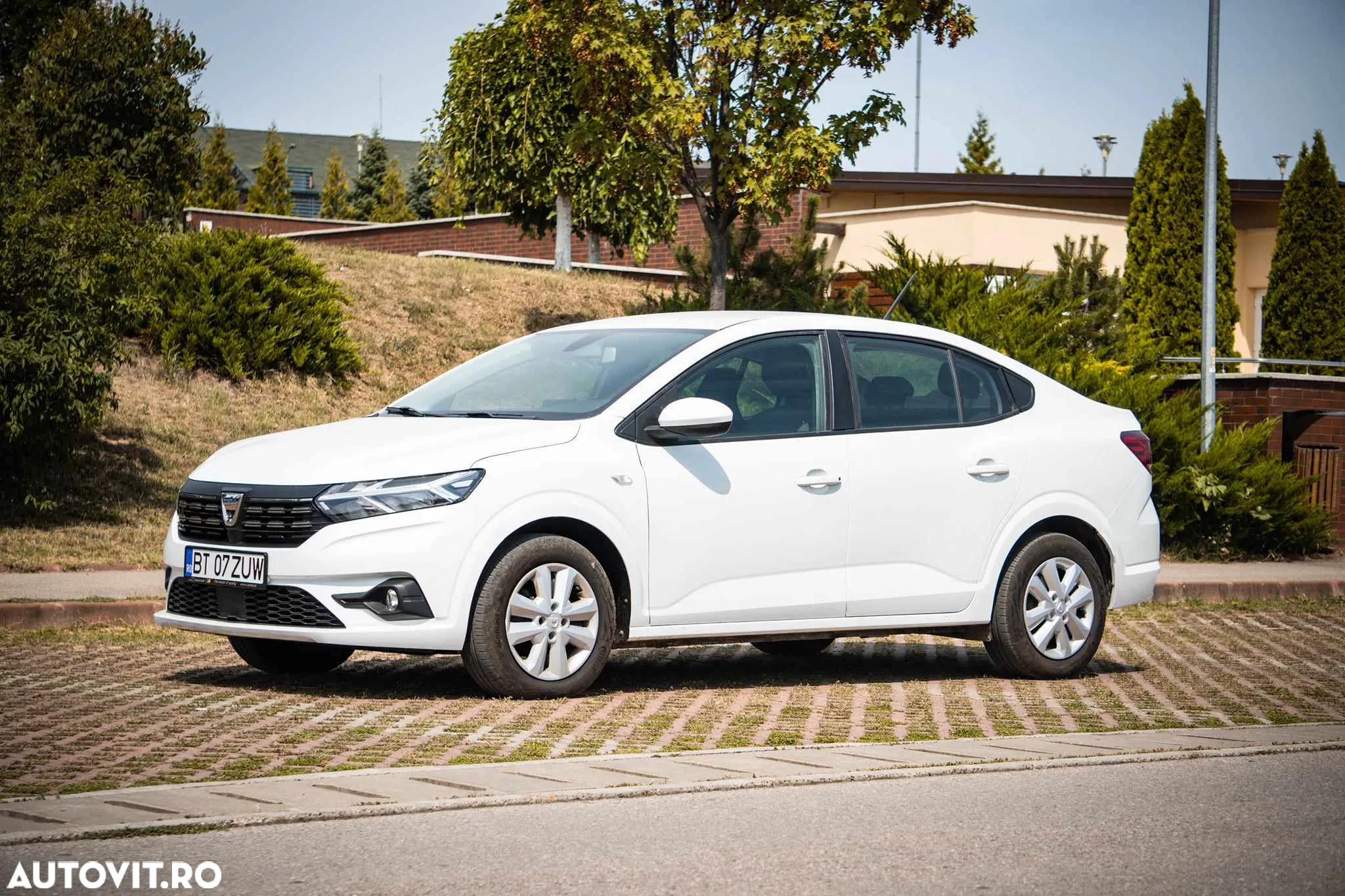 Dacia Logan ECO-G 100 MT6 Comfort - 2