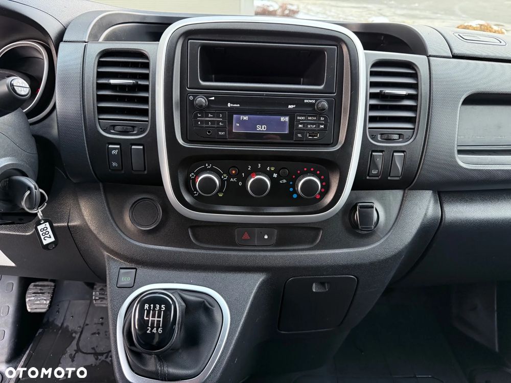 Renault Trafic Long L2H1 Maxi Furgon Blaszak Salon PL, Serwisowany, Bezwypadkowy - 10