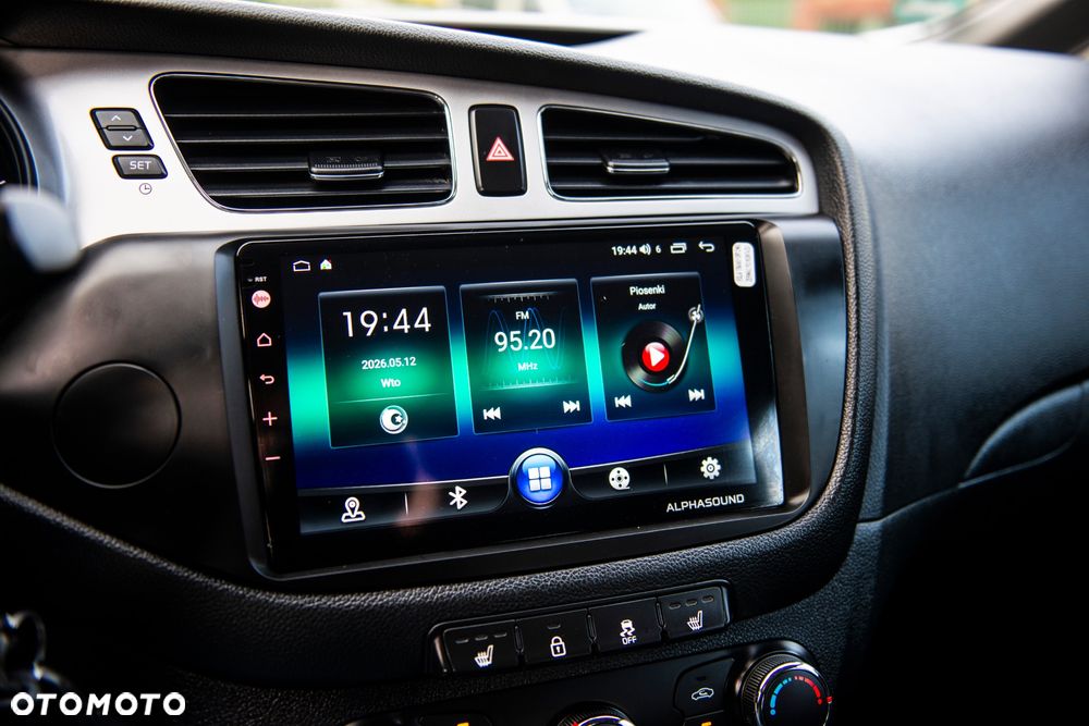 Kia Ceed 1.4 CVVT Vision - 25