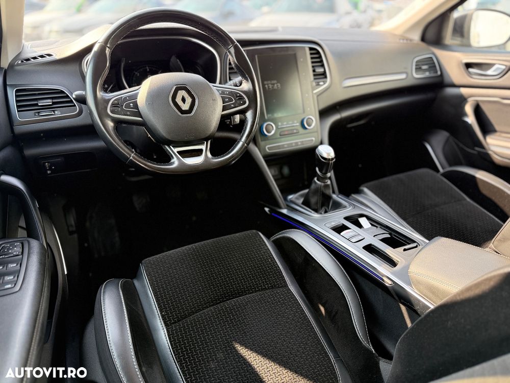 Renault Megane BLUE dCi 115 INTENS - 6