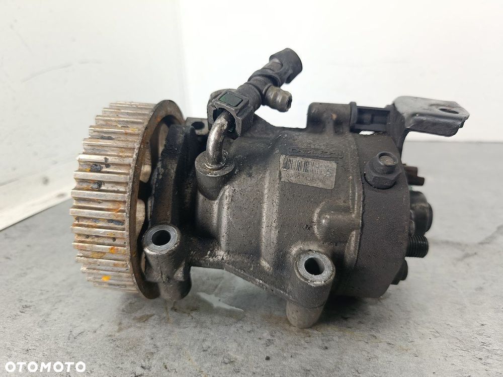 POMPA WTRYSKOWA RENAULT CLIO III FL  8200057225  167009788R-A 28249552 - 1