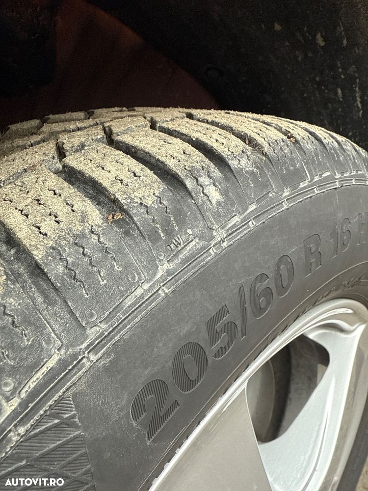 Hyundai KONA 1.6 CRDi DCT 4WD Premium - 17