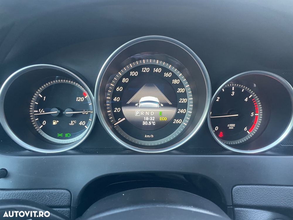 Mercedes-Benz C - 30