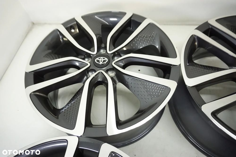 FELGI ALUMINIOWE 19 TOYOTA RAV 4 CH R - 2