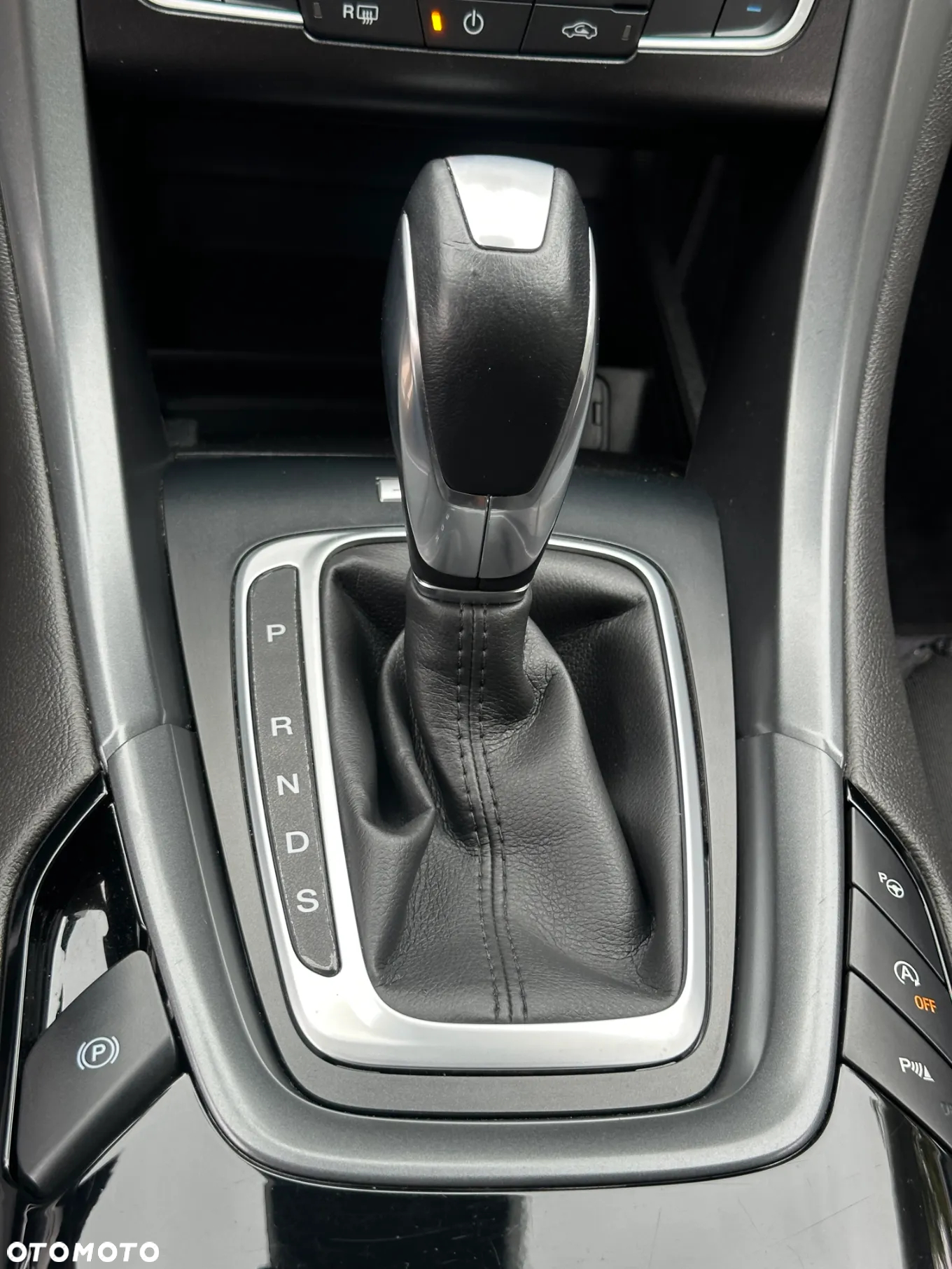 Ford Mondeo 2.0 TDCi Titanium PowerShift - 27