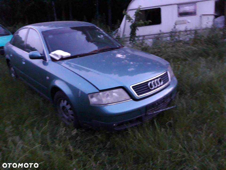 Części Audi A6 C5 sedan 97r. 2.4 121kW  Zielony - 2