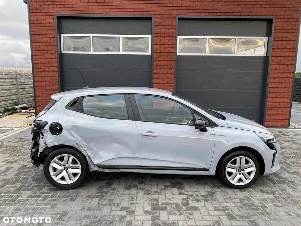 Renault Clio 1.0 TCe Evolution - 27
