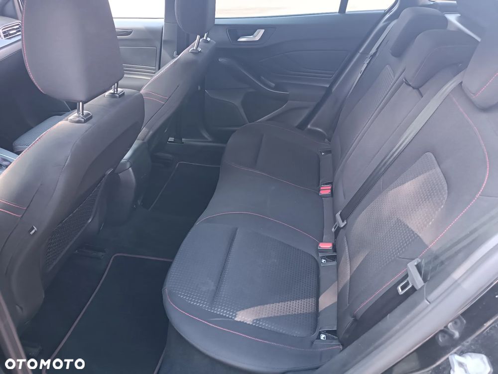 Ford Focus 1.0 EcoBoost mHEV ST-Line X - 20
