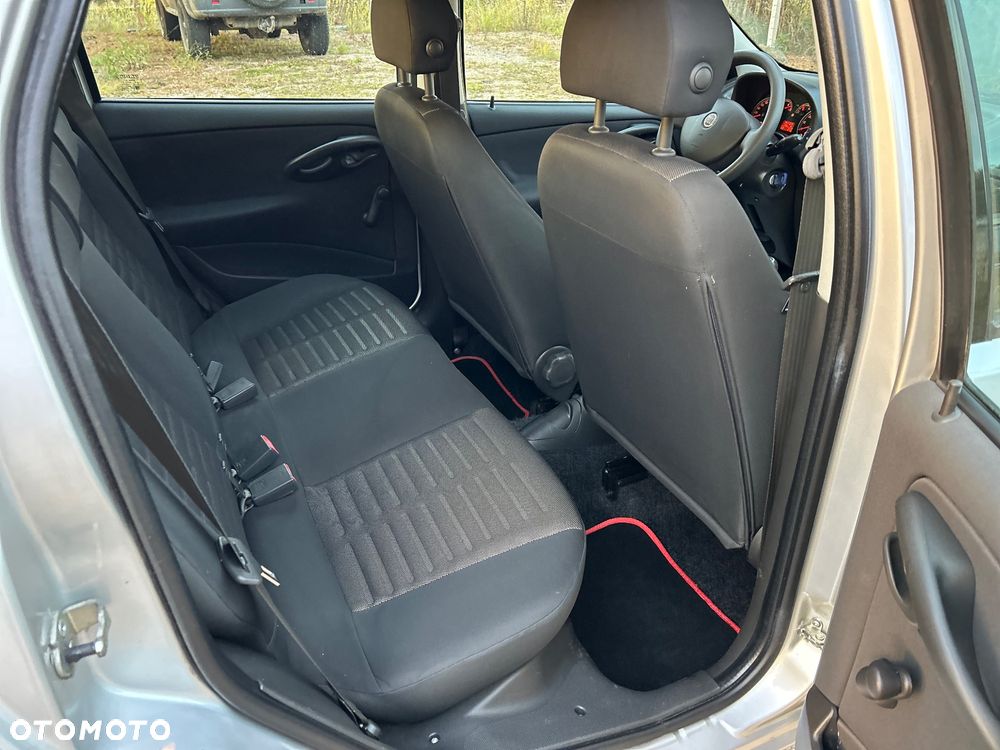 Fiat Punto - 19