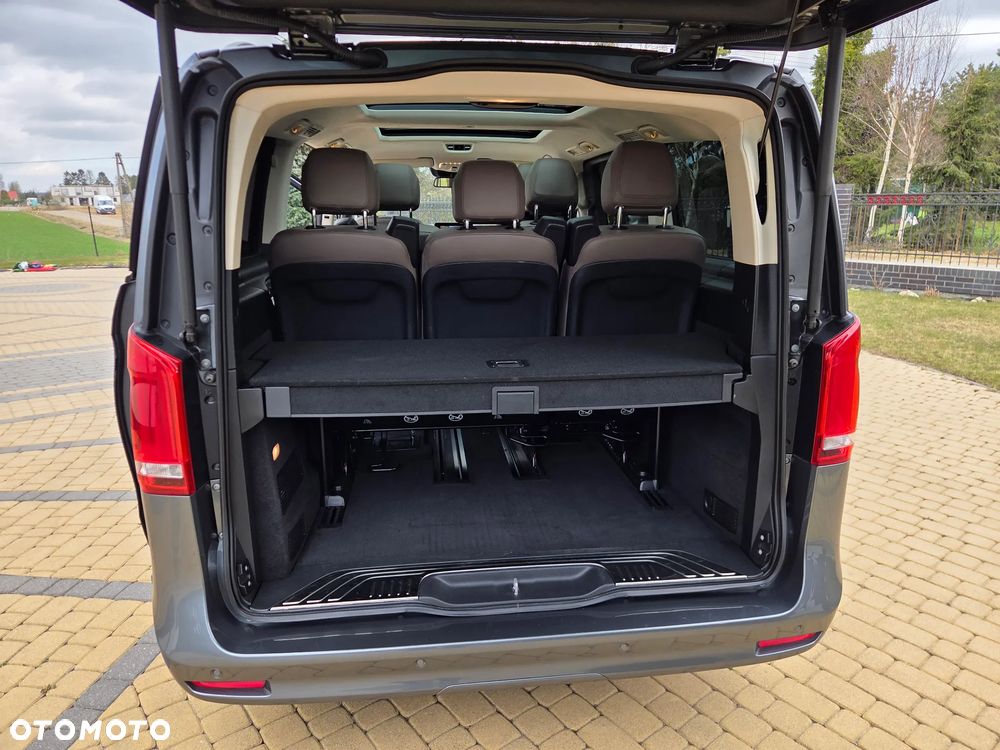 Mercedes-Benz Klasa V 300 d 4-Matic Exclusive 9G-Tronic (d³ugi) - 11