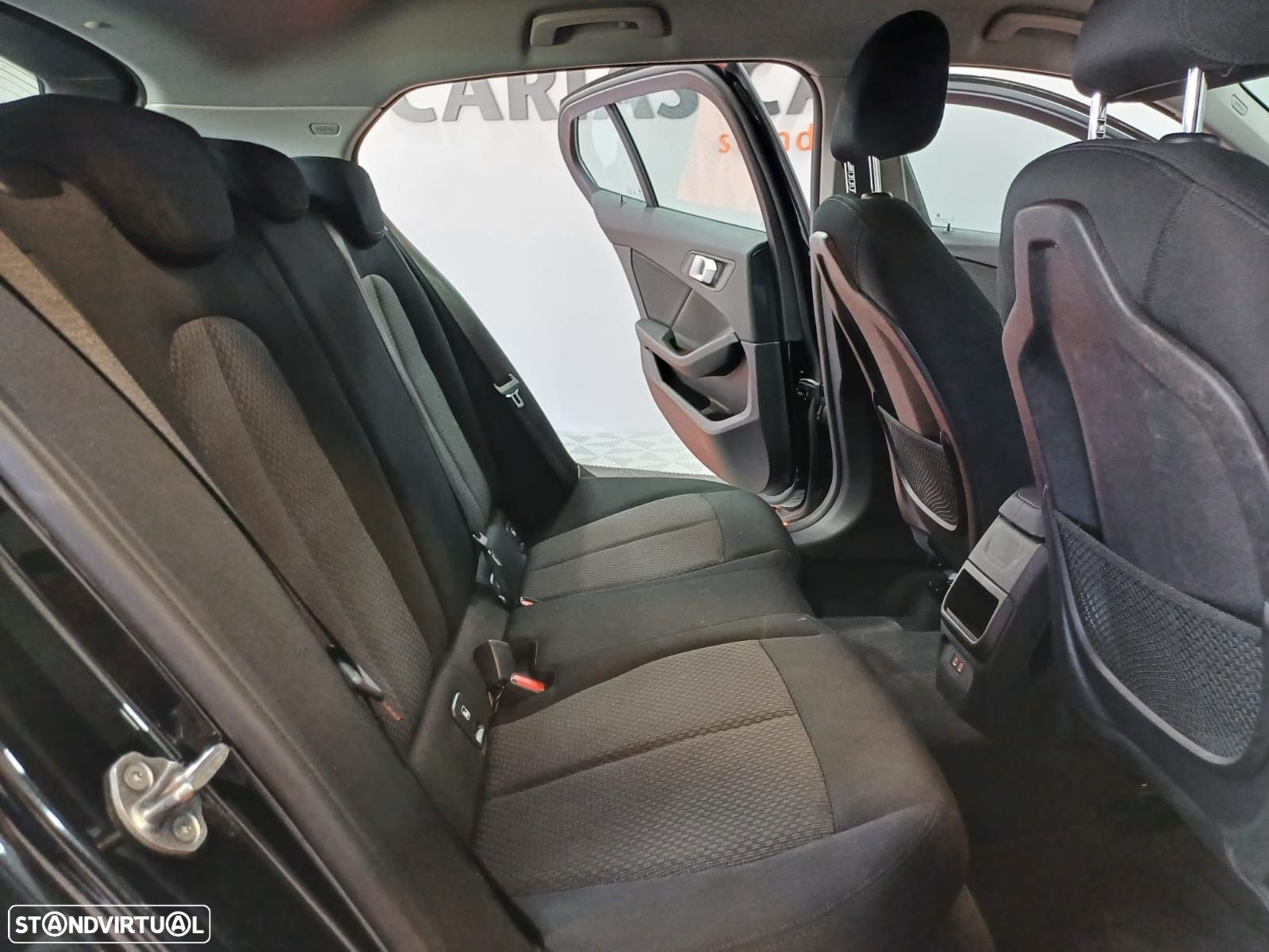 BMW 116 d Corporate Edition - 12