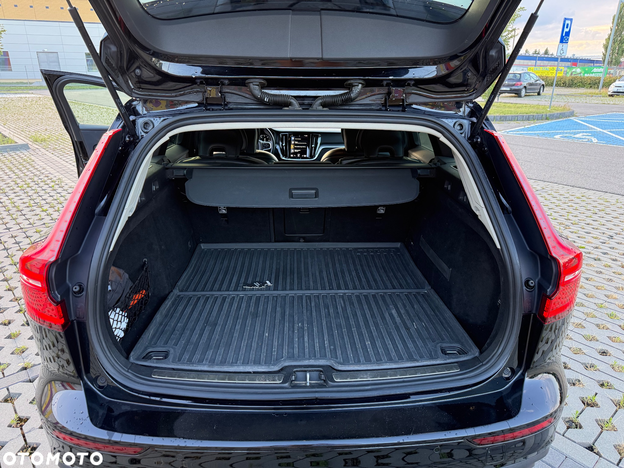 Volvo V60 D3 Momentum - 16