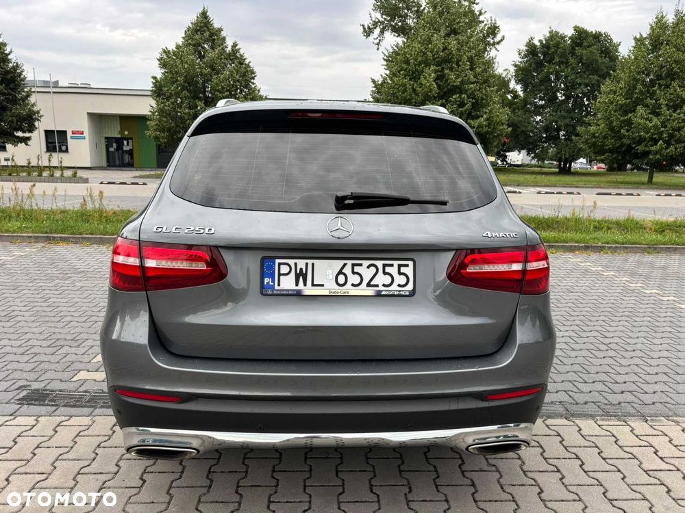 Mercedes-Benz GLC - 2