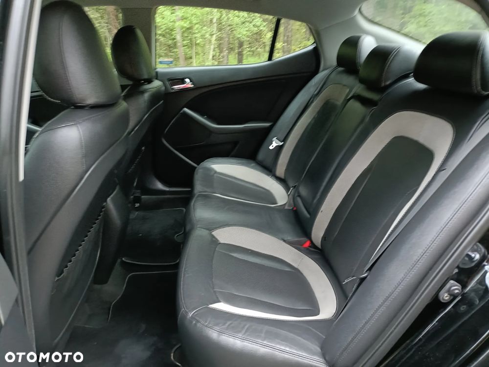 Kia Optima 1.7 CRDi L - 10