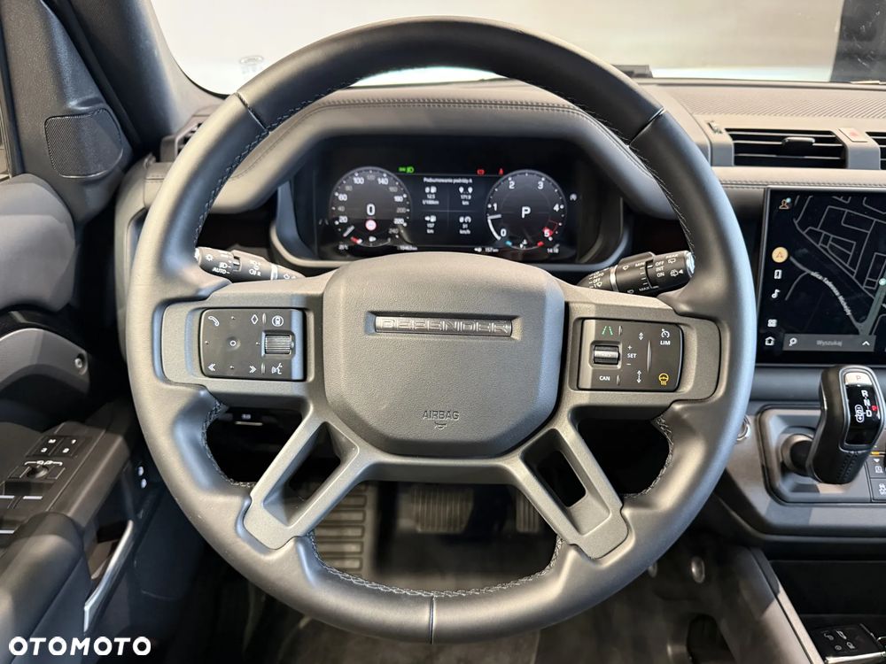 Land Rover Defender 3.0 D300 mHEV X-Dynamic HSE - 13
