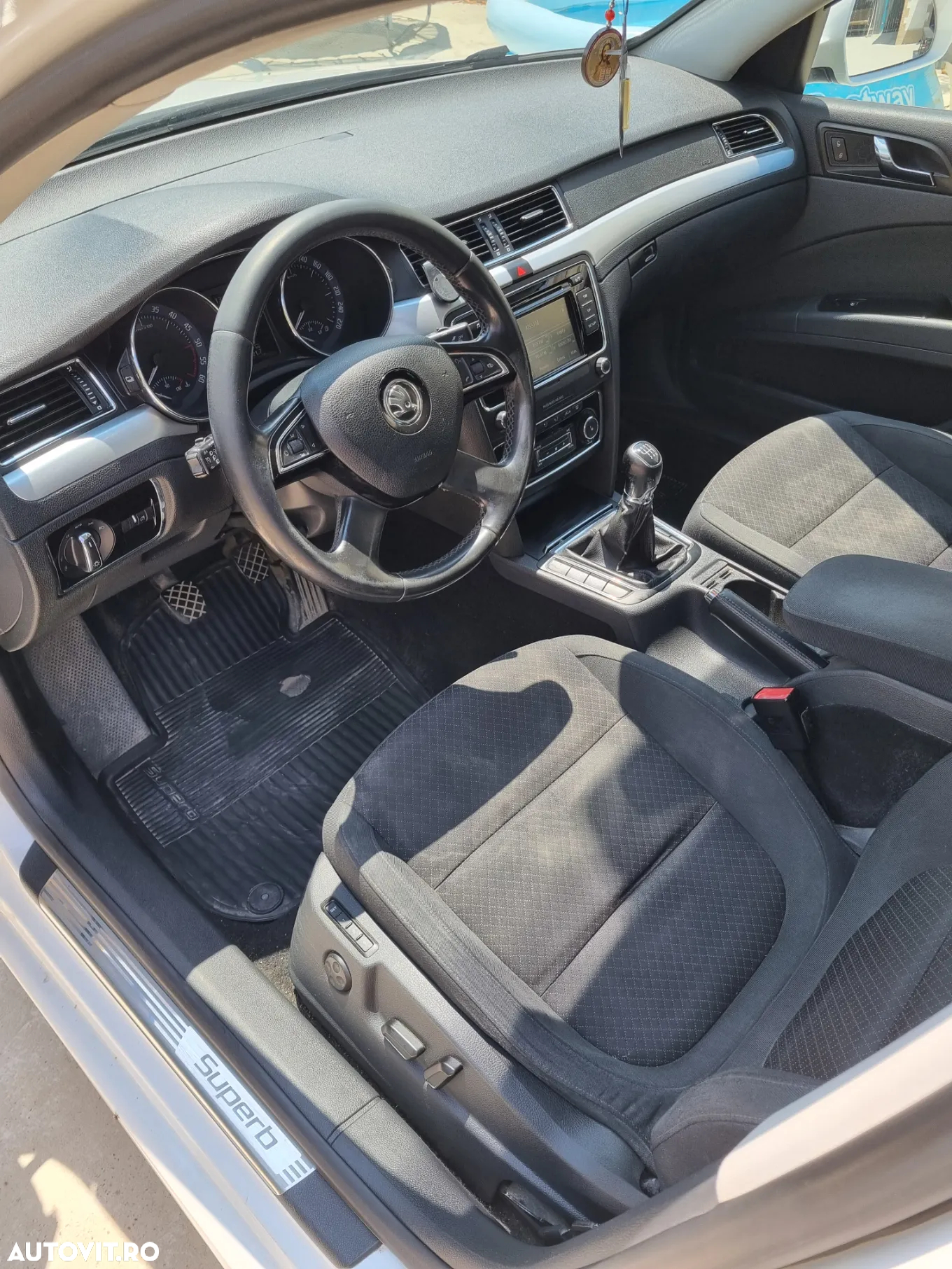Skoda Superb 2.0 TDI Elegance - 6