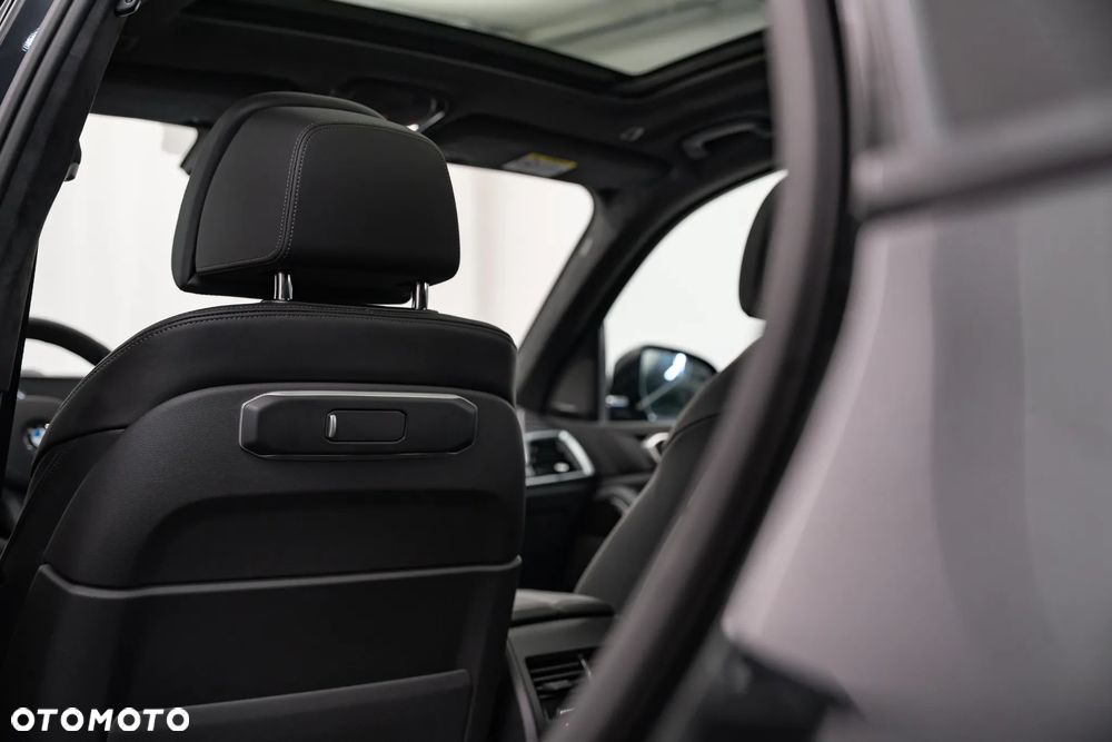 BMW X5 xDrive30d mHEV M Sport sport - 38