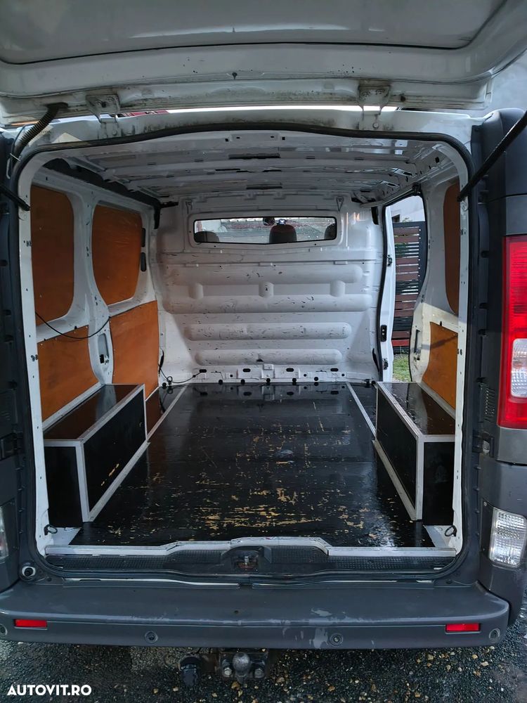 Opel Vivaro - 21