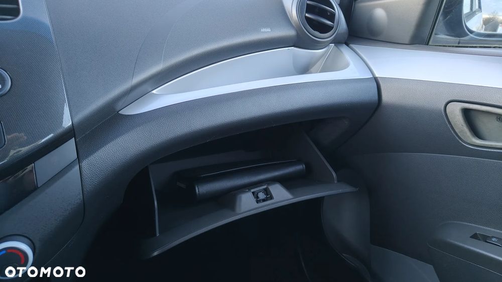 Chevrolet Spark - 17